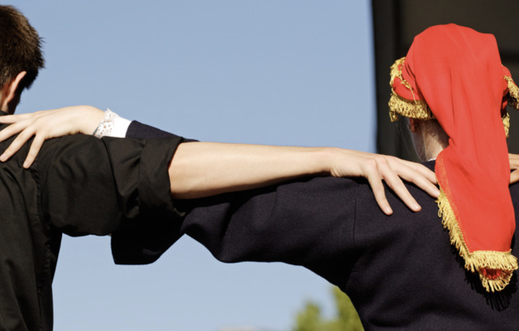 Danseurs grecs, danses de toutes les régions de la Grèce. Compagnie basée à Paris, Île de France Spectacle de danses grecques traditionnelles, disponible pour spectacles, animations, spectacles de rue, Paris, Île de France
